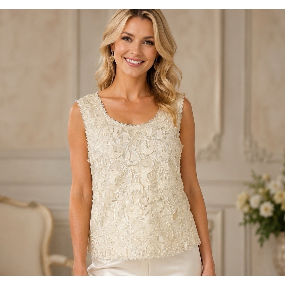 Flora Nikrooz Shell Top Ivory Whimsical Fairy Beaded Lace Made in USA SZ Medium